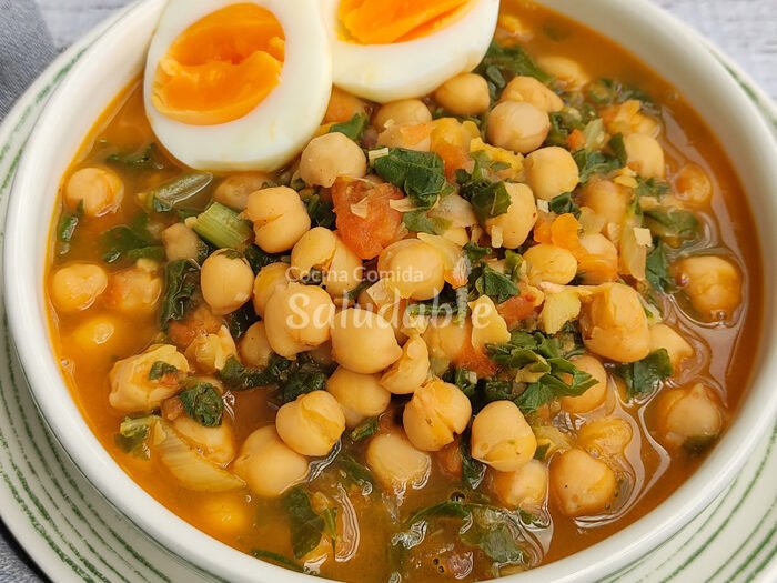Garbanzos guisados con espinaca y acelga